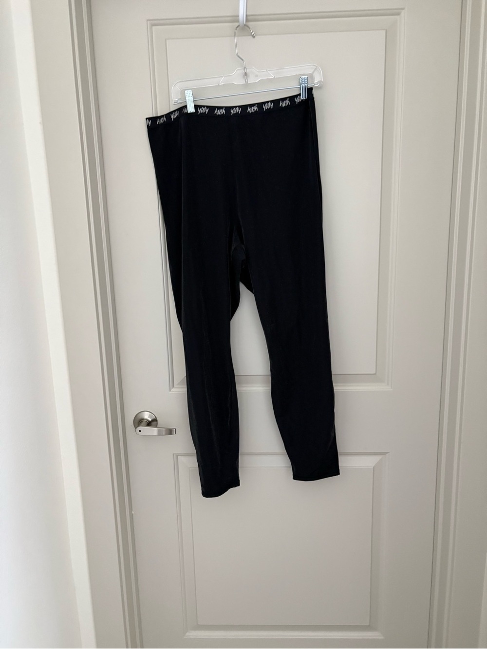 YITTY Black Sparkling cintch but Waistband Leggings NWT Size 4XL - Picture 4 of 5